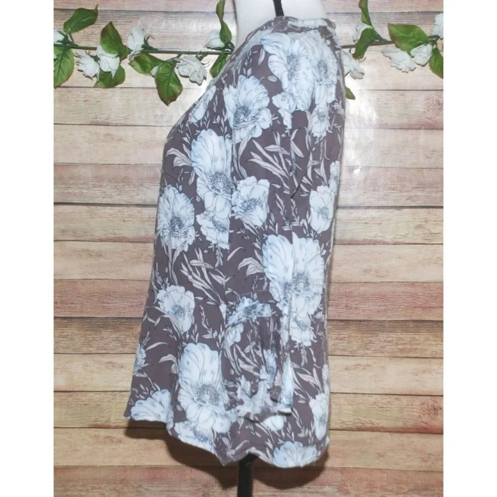Miss Me Brown Blue Floral Blouse Size S Open Cross Front Keyhole Back 3/4 Sleeve